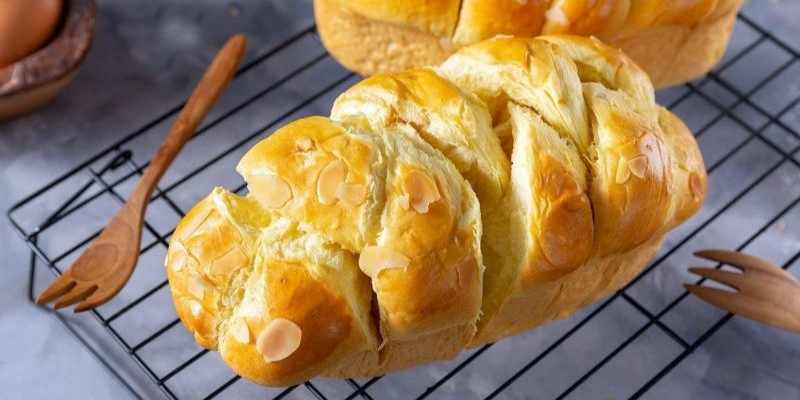 Bánh Mì Hoa Cúc Là Gì? Review Cận Cảnh Món Bánh Mì Hoa Cúc Nổi Tiếng 4 banhmihoacuc 2