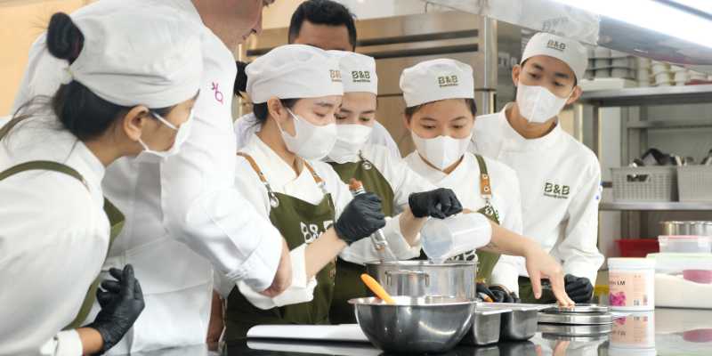 Bánh Cookie Tại Đà Nẵng – Món Quà Vị Giác Từ Những Tiệm Bánh Địa Phương 8 9