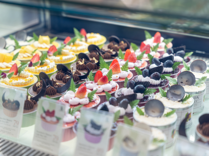 Famous Delicious Cakes in Da Nang - Suggested Places You Must Try Once 9 50 2